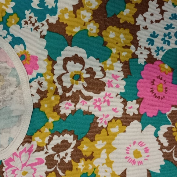 Mossimo Women's Large Ribbed Flower Tank Top - Picture 4 of 6